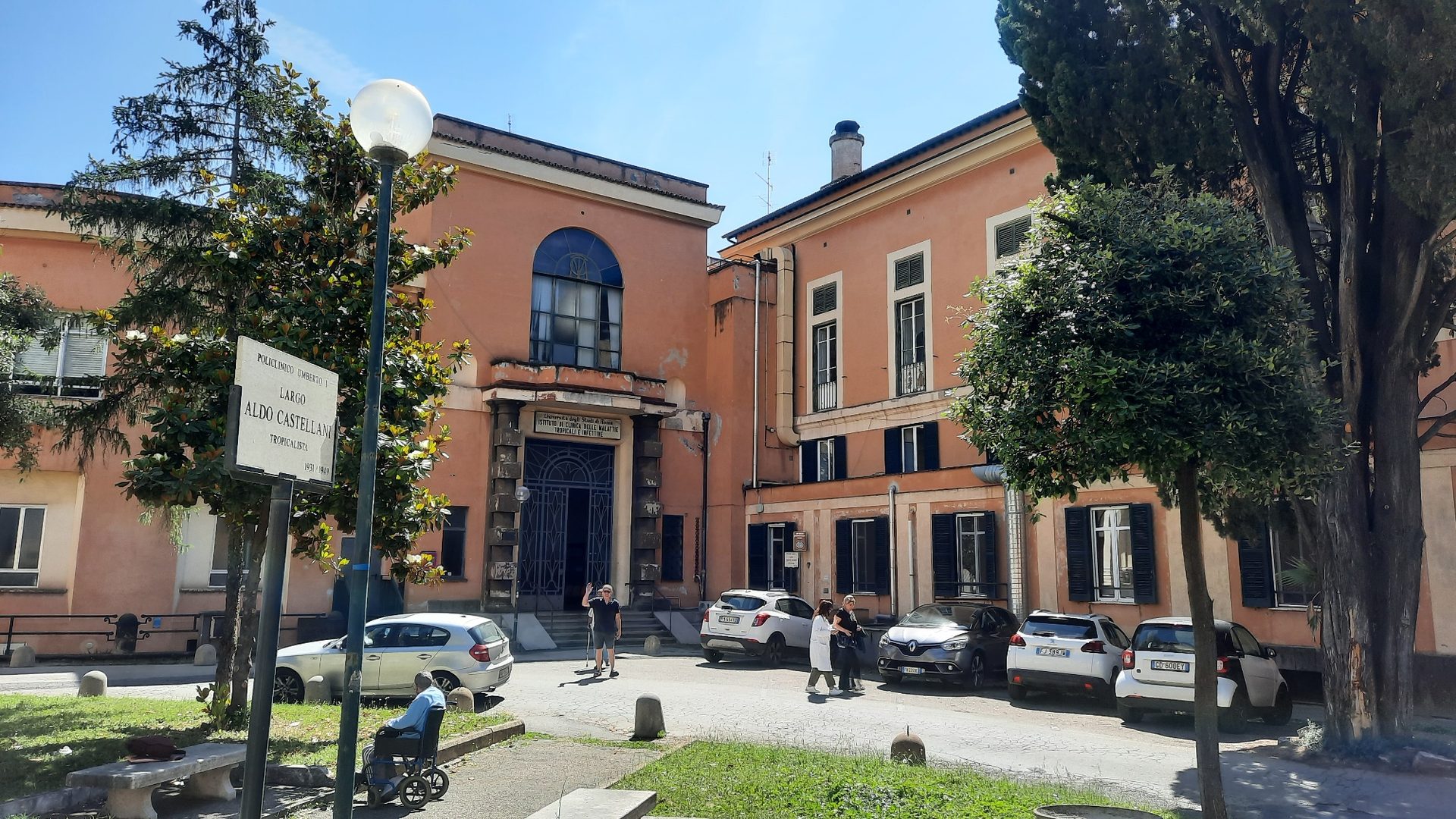 Istituto%20di%20Clinica%20delle%20Malattie%20Tropicali%20e%20Infettive%2C%20Rome%20-%2003.jpg